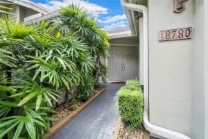 8780 SW 56th Pl, Cooper City, FL 33328 Sold 01/26/24