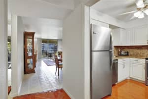 7340 Lake Circle Dr 203, Margate, FL 33063 Sold 07/05/24