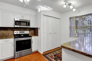 7340 Lake Circle Dr 203, Margate, FL 33063 Sold 07/05/24