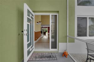 6256 Lansdowne Cir, Boynton Beach, FL 33472 Sold 01/25/24