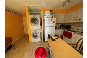 5270 NE 6th Ave E29, Oakland Park, FL 33334 Sold 04/24/24