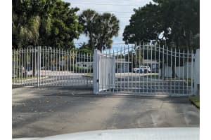 1911 NE 15th Ave 1911, Fort Lauderdale, FL 33305 Sold 02/29/24