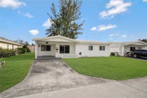 4284 NW 1st Ter, Deerfield Beach, FL 33064 Sold 03/19/24