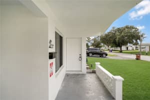 4284 NW 1st Ter, Deerfield Beach, FL 33064 Sold 03/19/24