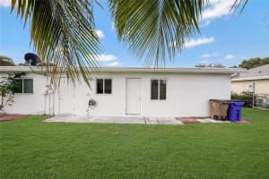 4284 NW 1st Ter, Deerfield Beach, FL 33064 Sold 03/19/24