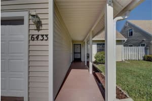 6433 Lantana Pines Dr, Lake Worth, FL 33462 Sold 03/15/24