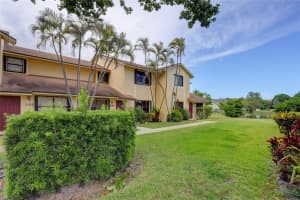 5493 S Gate Lake Rd 5493, Tamarac, FL 33319 Sold 03/21/24