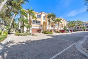 601 NE Rossetti Ln 601, Boca Raton, FL 33487 Sold 04/09/24