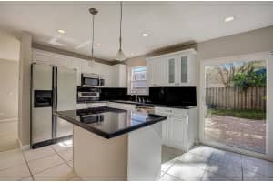 6562 Bayfront Dr, Margate, FL 33063 Sold 04/30/24