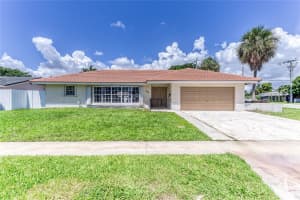 601 SW 8th Ter, Boca Raton, FL 33486 Sold 01/18/24