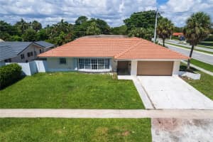 601 SW 8th Ter, Boca Raton, FL 33486 Sold 01/18/24
