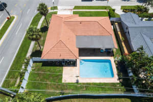 601 SW 8th Ter, Boca Raton, FL 33486 Sold 01/18/24