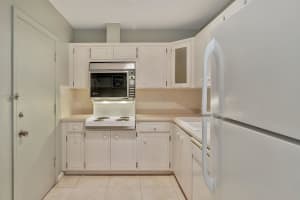 5720 NE 22nd Way 403, Fort Lauderdale, FL 33308 Sold 09/07/24