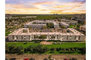 500 NE 2nd St 203, Dania Beach, FL 33004 Sold 04/01/24