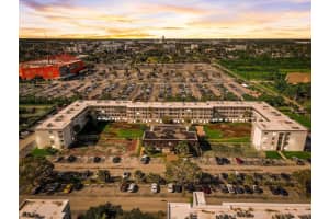 500 NE 2nd St 203, Dania Beach, FL 33004 Sold 04/01/24