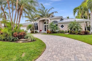 3751 NE 28th Ave, Lighthouse Point, FL 33064 Sold 01/10/24