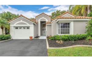543 Bedford Ave, Weston, FL 33326 Sold 03/07/24