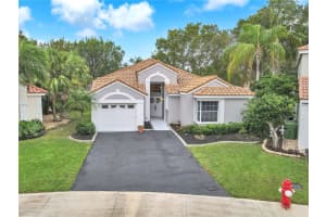 543 Bedford Ave, Weston, FL 33326 Sold 03/07/24