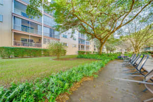 6751 Cypress Rd 308, Plantation, FL 33317 Sold 10/25/24