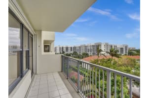3200 Port Royale Dr N 705, Fort Lauderdale, FL 33308 Sold 02/14/24