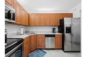 4101 CORAL TREE CR 217, Coconut Creek, FL 33073 Sold 01/31/24