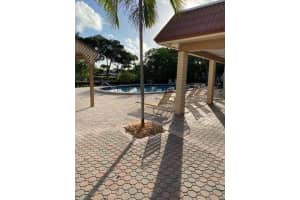 12 NE 19th Ct 110, Wilton Manors, FL 33305 Sold 02/02/24