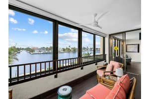 2220 S Ocean Blvd 303, Delray Beach, FL 33483 Sold 02/22/24