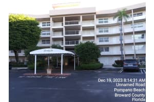 3900 Oaks Clubhouse Dr 101, Pompano Beach, FL 33069 Sold 02/14/25