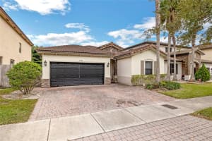 4335 SW 165th Ct, Miami, FL 33185 Sold 02/06/24