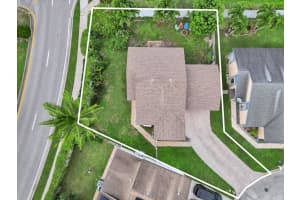 21581 Yellowstone Park Dr, Boca Raton, FL 33428 Sold 04/08/24