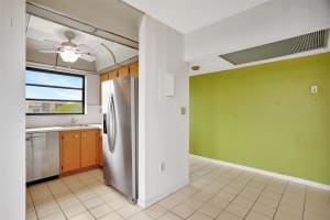 1000 Colony Point Cir 423, Pembroke Pines, FL 33026 Sold 04/11/24