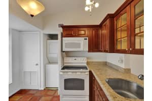 715 Gardens Dr 203, Pompano Beach, FL 33069 Sold 01/23/24