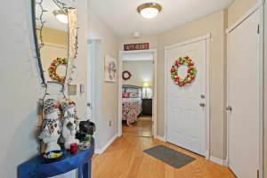 2400 NW 33rd St 1107, Oakland Park, FL 33309 Sold 02/27/24