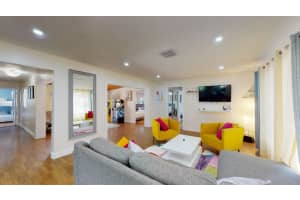 1701 N 46th Ave, Hollywood, FL 33021 - MLS#F10414615