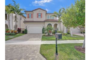 8715 Grand Prix Ln, Boynton Beach, FL 33472 Sold 03/28/24