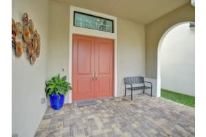 8715 Grand Prix Ln, Boynton Beach, FL 33472 Sold 03/28/24