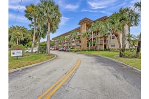 4960 Sabal Palm Blvd 415, Tamarac, FL 33319 Sold 04/08/24