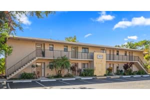 2918 NE 8th Ter 102, Fort Lauderdale, FL 33334 Sold 03/26/24