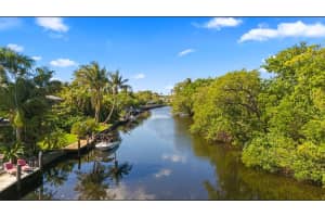 2918 NE 8th Ter 102, Fort Lauderdale, FL 33334 Sold 03/26/24