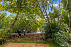 2918 NE 8th Ter 102, Fort Lauderdale, FL 33334 Sold 03/26/24