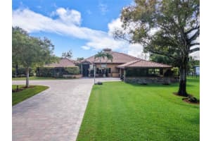4131 NW 101st Dr, Coral Springs, FL 33065 Sold 02/12/24