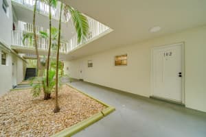 4205 N University Dr APT 102, Sunrise, FL 33351, Sold 02/27/24