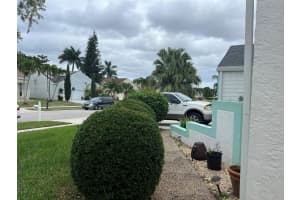 8600 Floralwood Dr, Boca Raton, FL 33433 Sold 03/13/24