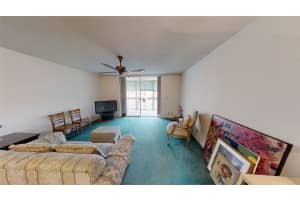 205 SE 11th Ter 207, Dania Beach, FL 33004 Sold 03/22/24