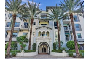 4511 El Mar Dr 406, Lauderdale By The Sea, FL 33308 Sold 02/08/24