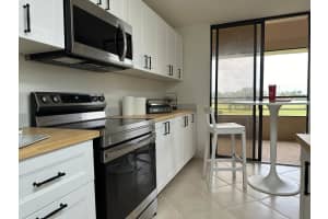 7460 La Paz Blvd 302, Boca Raton, FL 33433 Sold 12/23/24