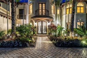 42 Nurmi Dr, Fort Lauderdale, FL 33301 Sold 07/02/24