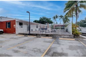 3660 NE 166th St 809, North Miami Beach, FL 33160 - MLS#F10415329
