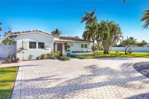 1016 SE 22nd Ave, Pompano Beach, FL 33062 Sold 02/29/24