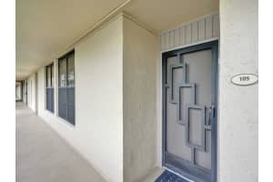 18 Royal Palm Way 109, Boca Raton, FL 33432 Sold 01/31/24